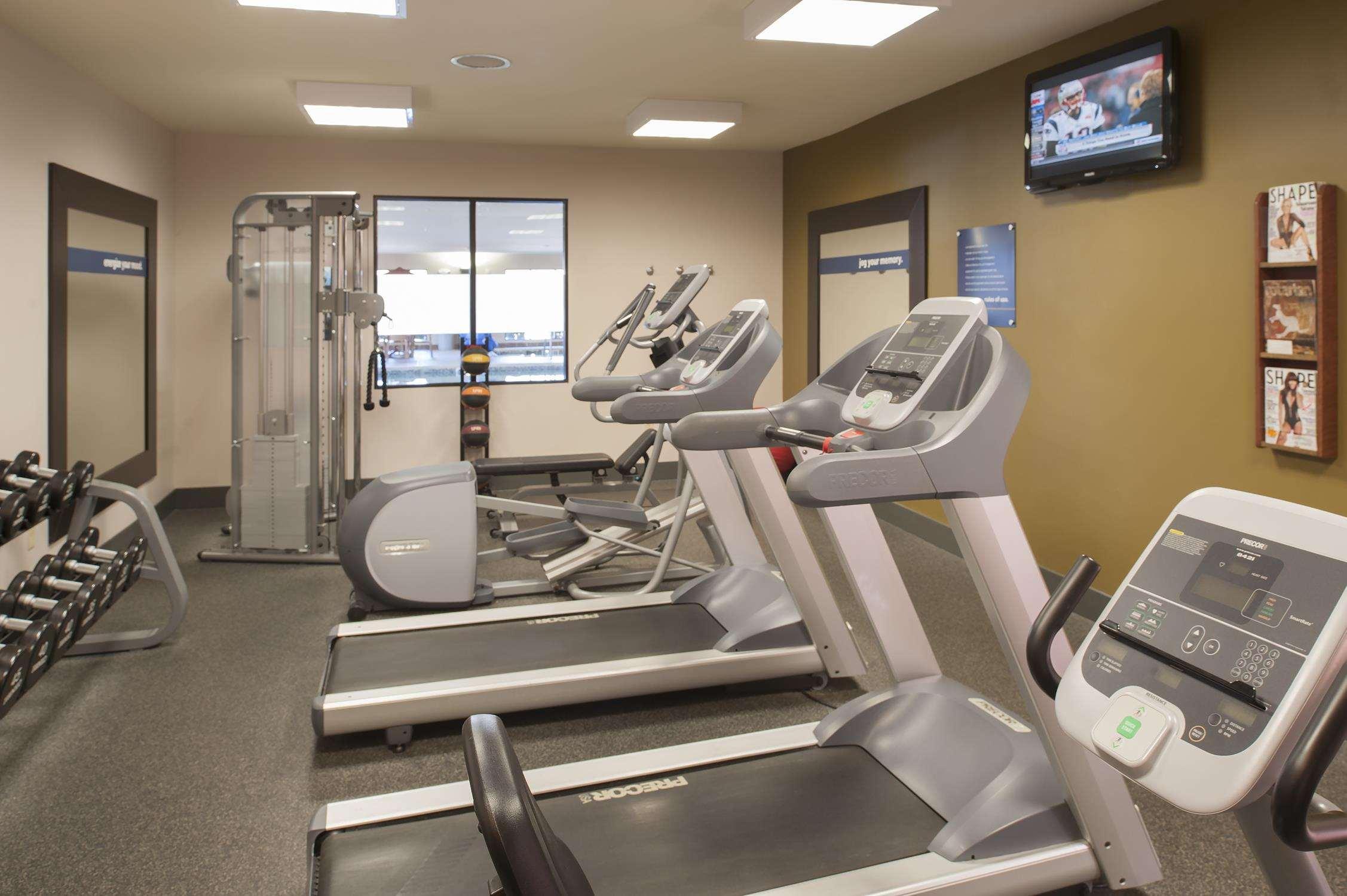 Hampton Inn Macomb Extérieur photo
