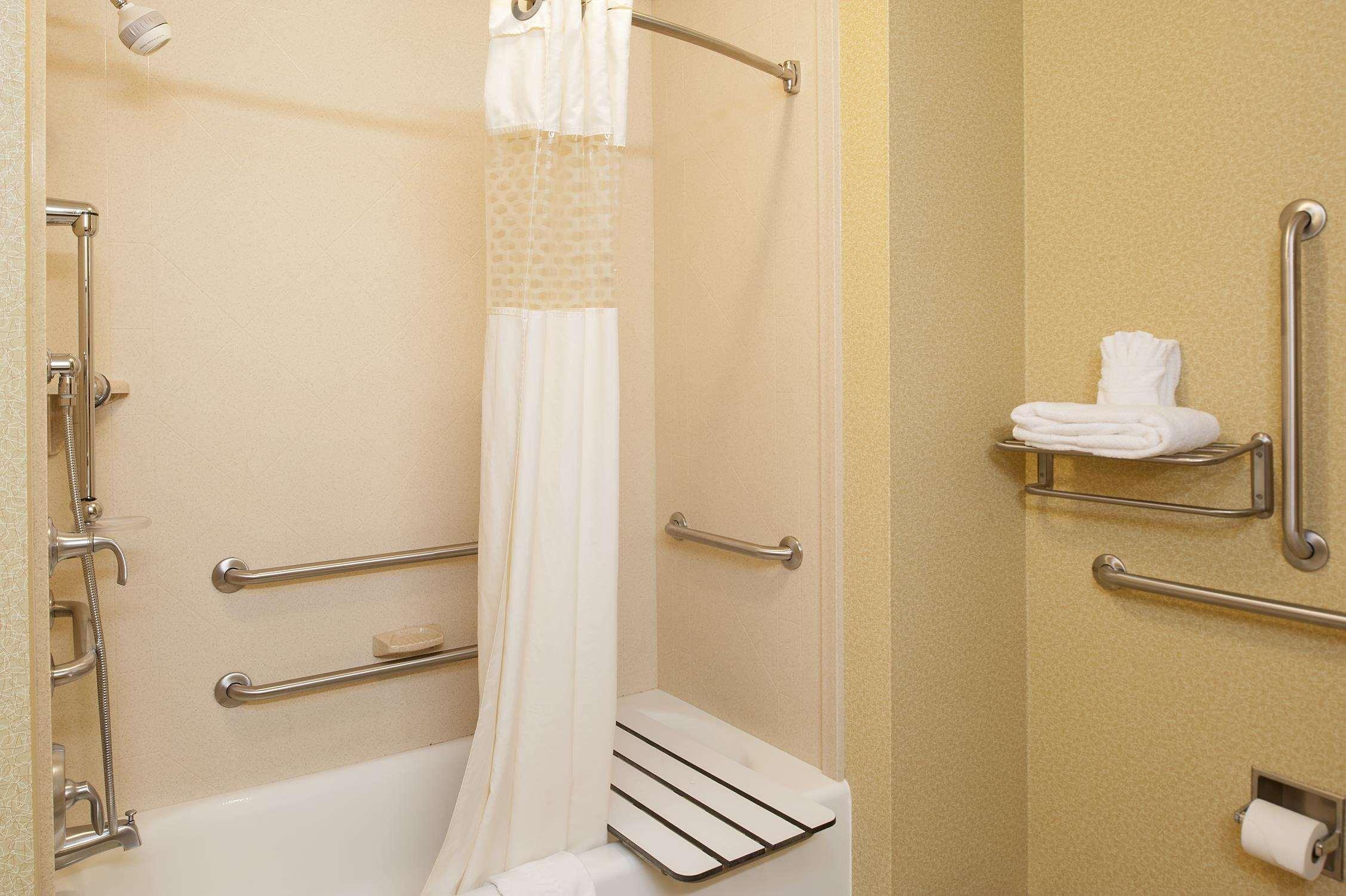 Hampton Inn Macomb Extérieur photo