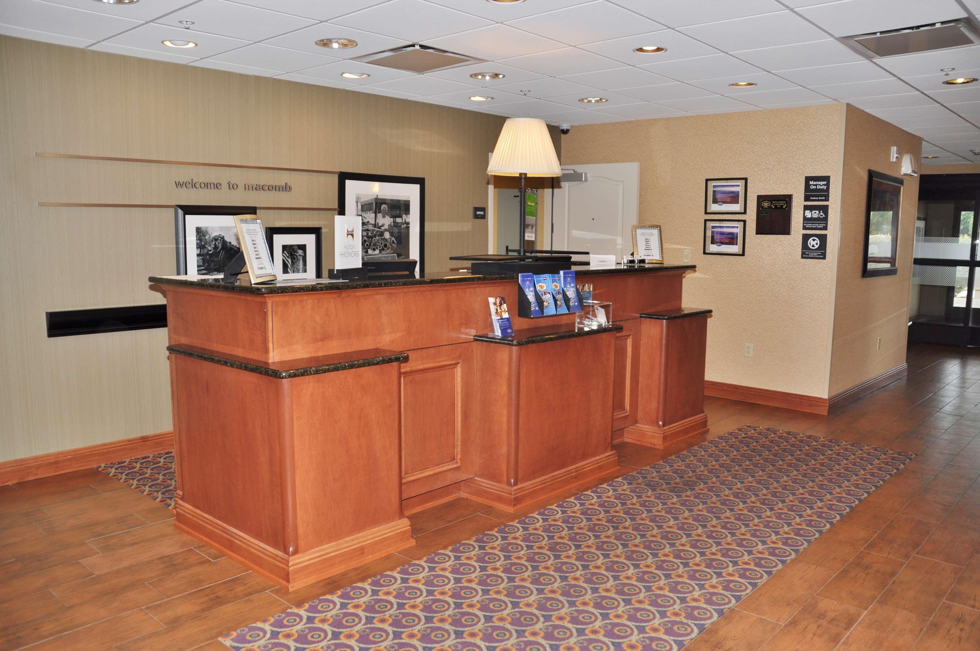 Hampton Inn Macomb Extérieur photo