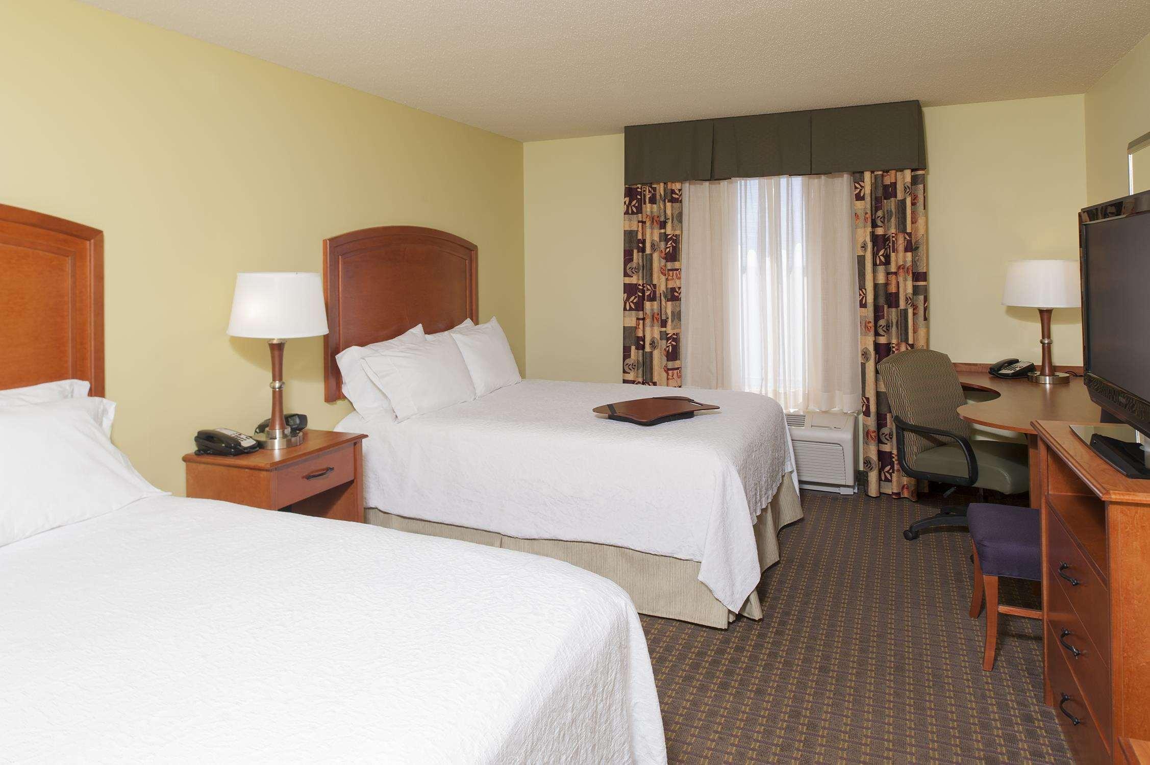 Hampton Inn Macomb Extérieur photo